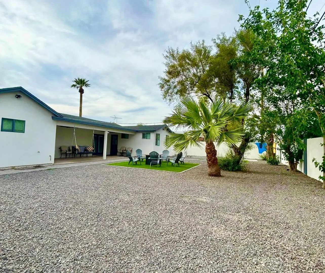 New! Private Lux Home Near Airport, Affordable Az Phoenix Holiday home